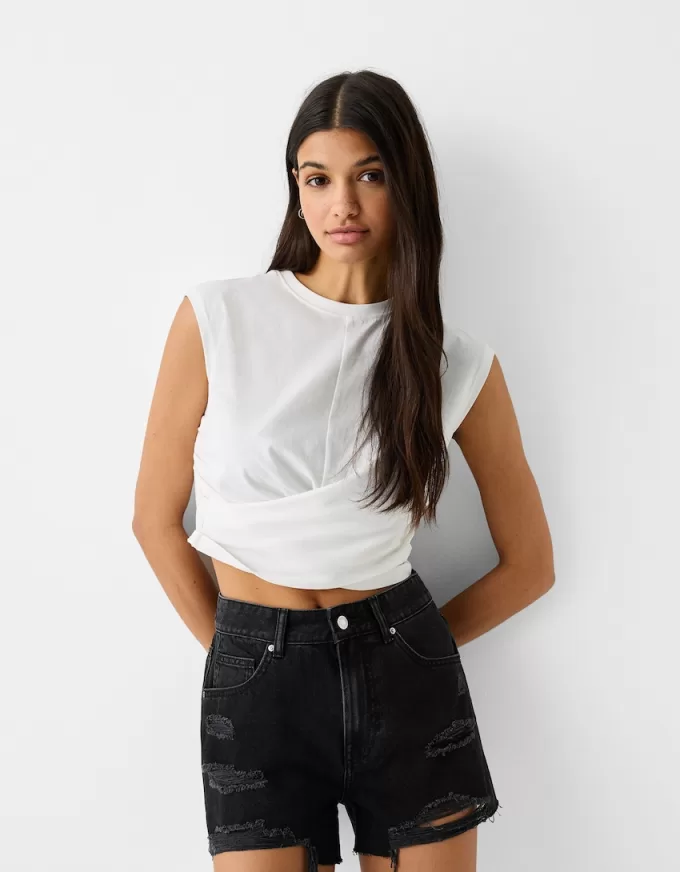 Ripped denim shorts Ripped denim shorts