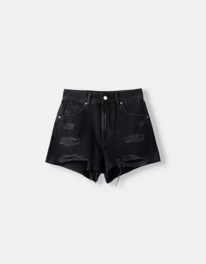 Ripped denim shorts Ripped denim shorts
