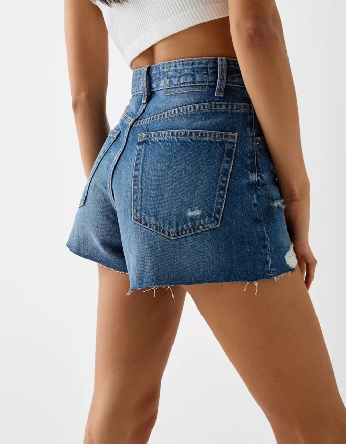 Ripped denim shorts Ripped denim shorts