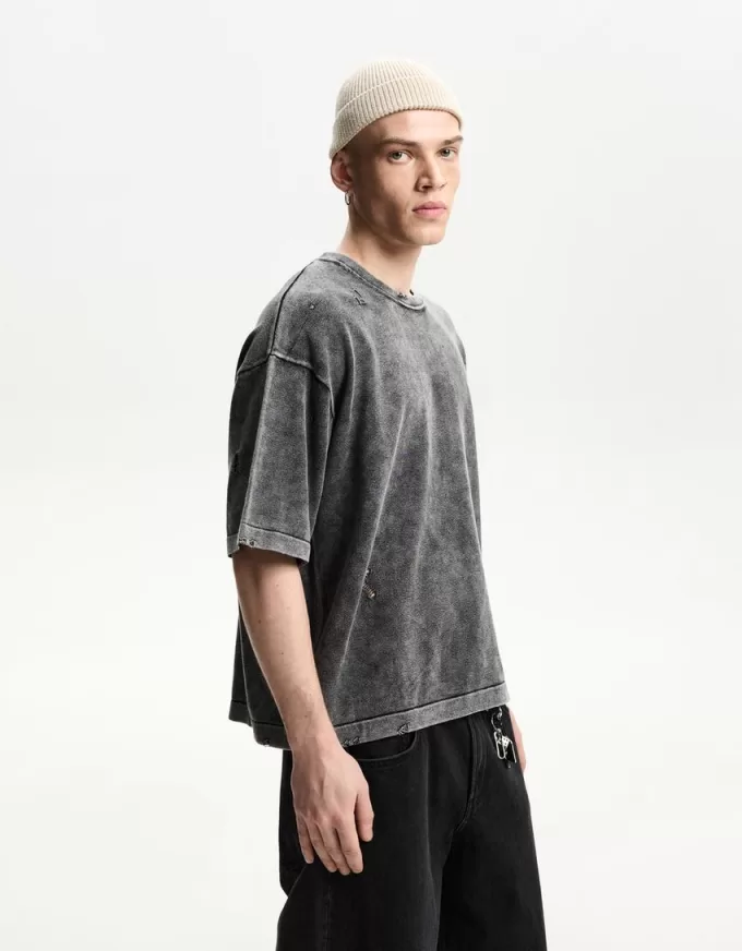 Ripped short sleeve T-shirt Ripped short sleeve T-shirt