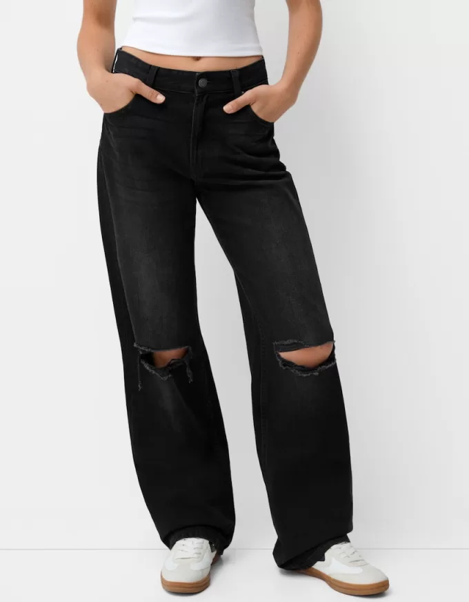 Ripped wide-leg ’90s jeans Ripped wide-leg ’90s jeans