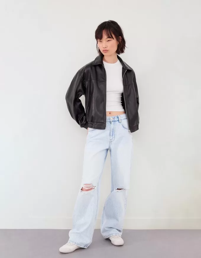Ripped wide-leg ’90s jeans Ripped wide-leg ’90s jeans