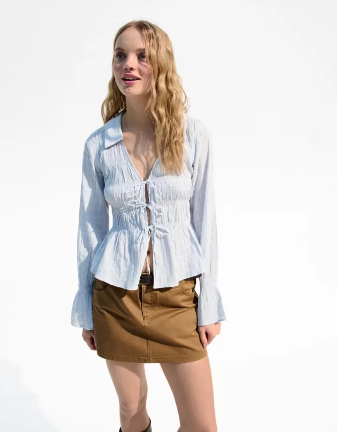 Rustic shirt with gathering Rustic shirt with gathering