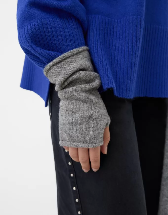 Short mittens Short mittens