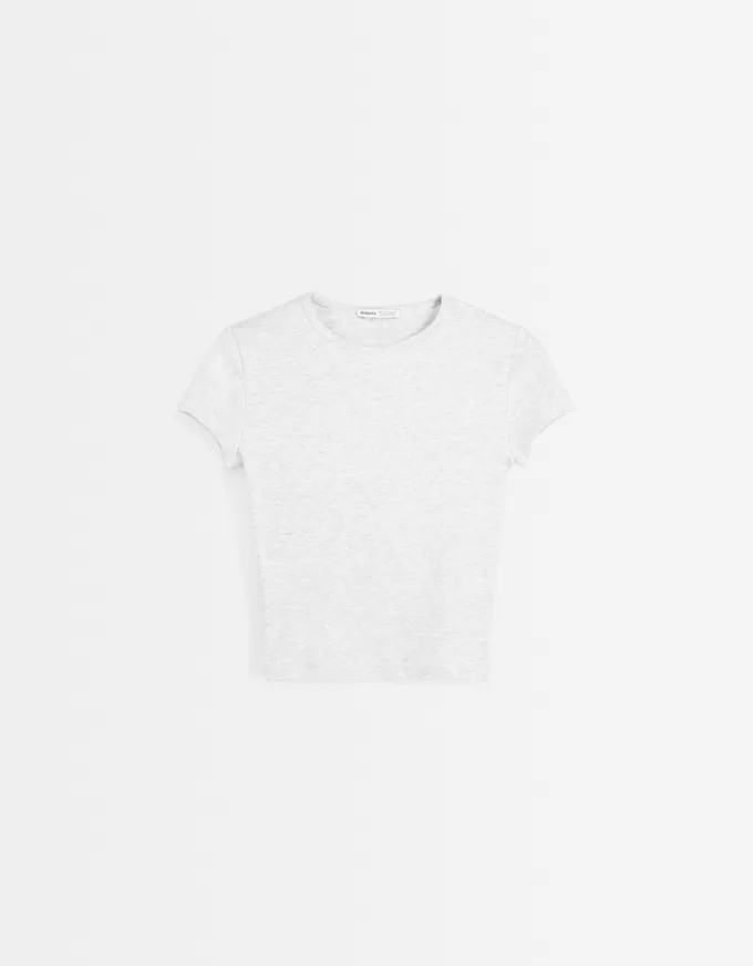 Short sleeve T-shirt with a scoop neck Short sleeve T-shirt with a scoop neck