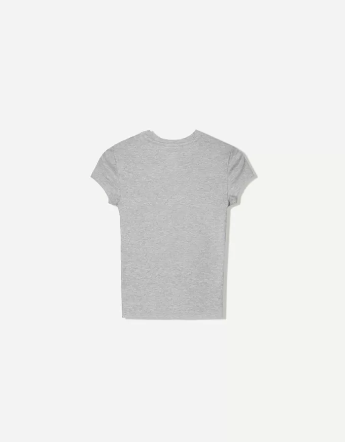 Short sleeve T-shirt with a scoop neck Short sleeve T-shirt with a scoop neck