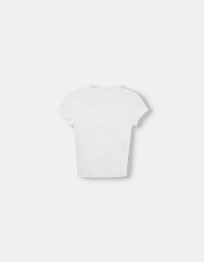 Short sleeve T-shirt with a scoop neck Short sleeve T-shirt with a scoop neck
