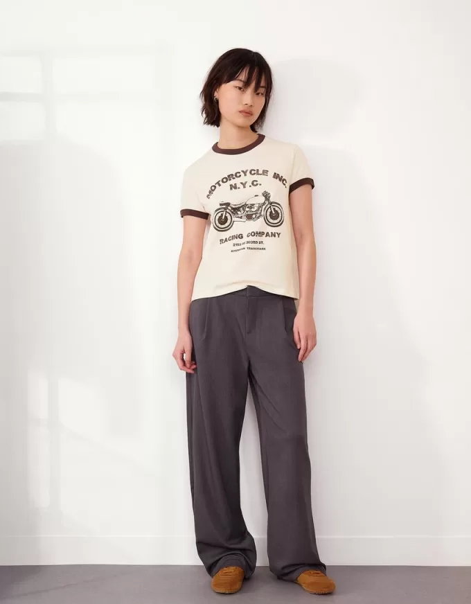 Short sleeve T-shirt with contrast print Short sleeve T-shirt with contrast print