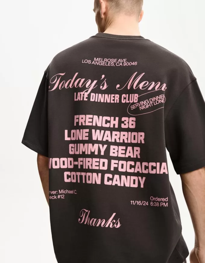 Short sleeve T-shirt with embroidery Short sleeve T-shirt with embroidery