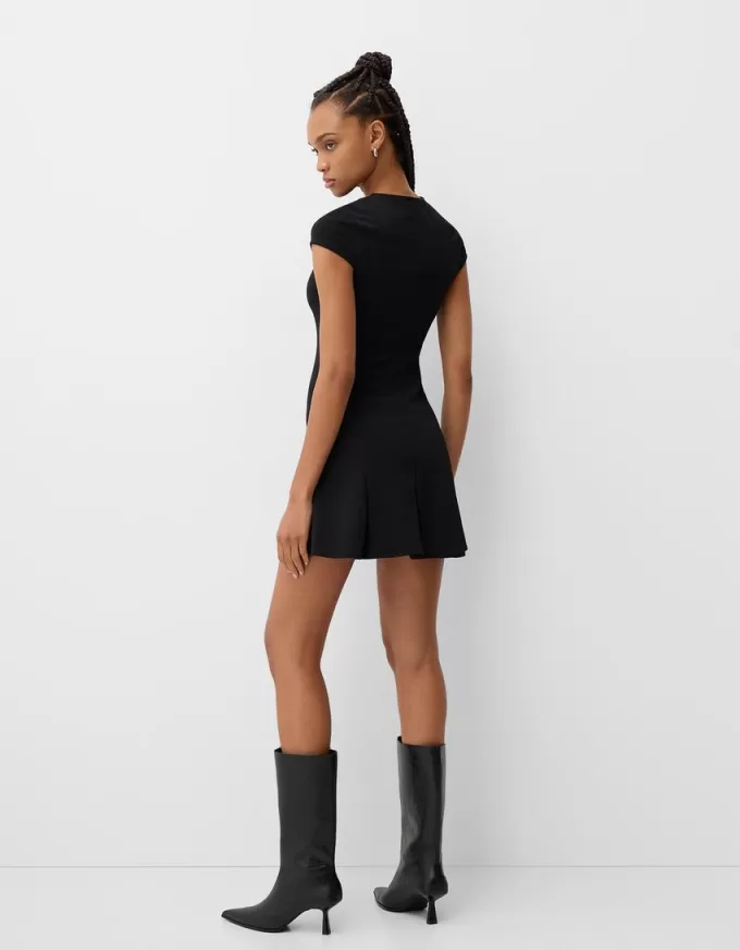 Short sleeve mini dress