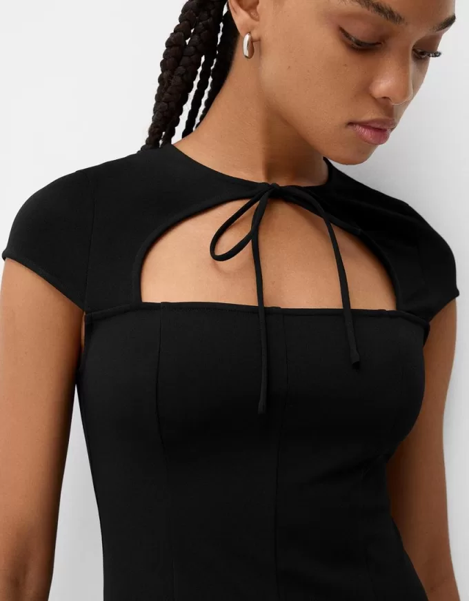 Short sleeve mini dress