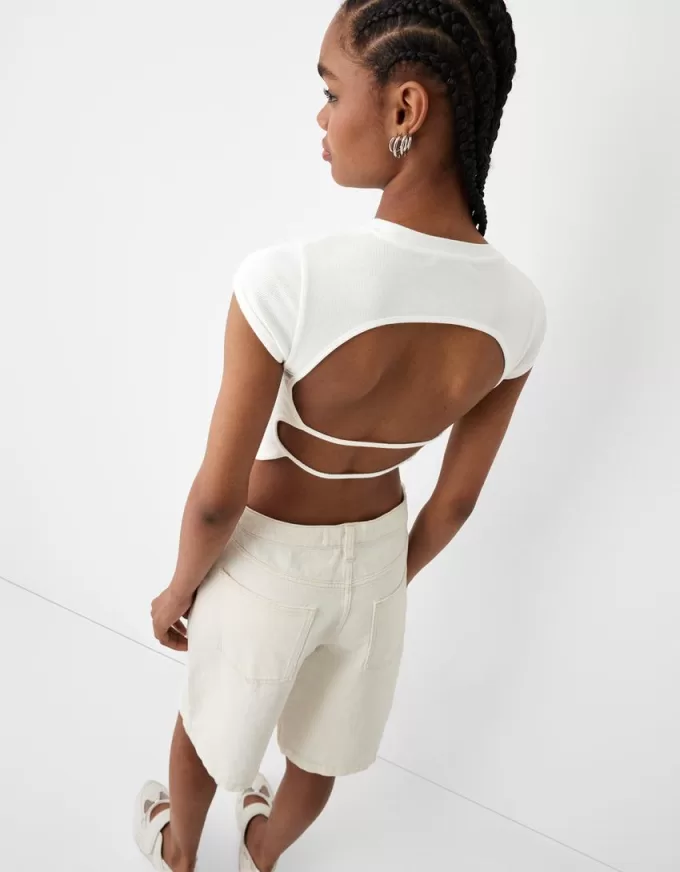 Short sleeve print T-shirt with back straps Short sleeve print T-shirt with back straps