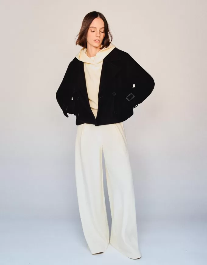 Short soft trench coat