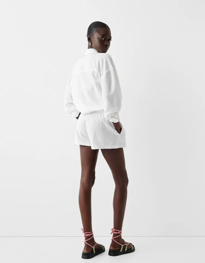 Shorts with elastic waistband detail Shorts with elastic waistband detail