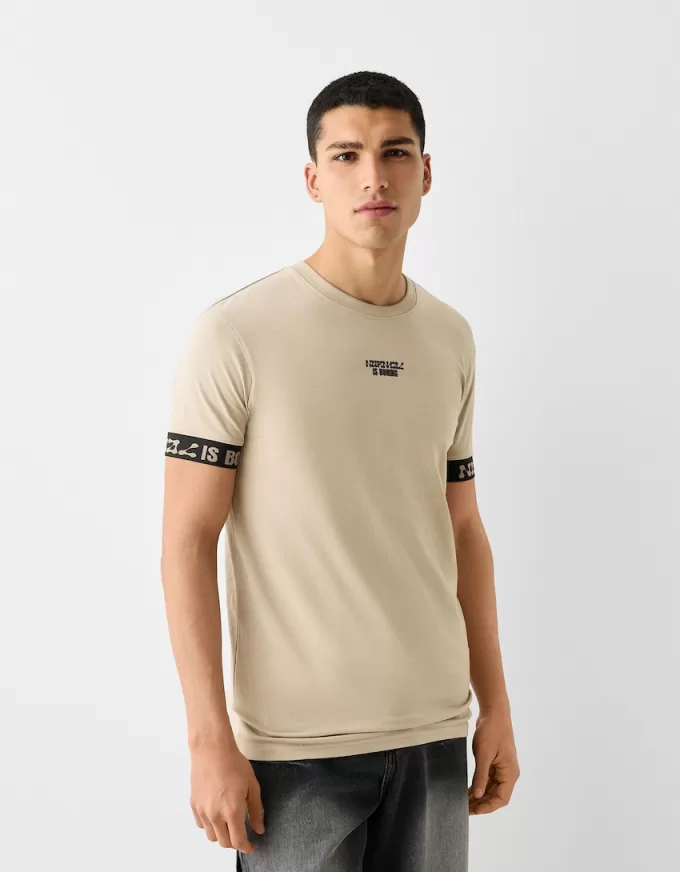 Slim-fit short sleeve T-shirt with stripe detail Slim-fit short sleeve T-shirt with stripe detail