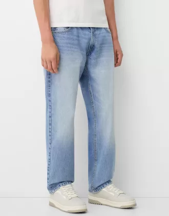 Slim fit tapered jeans