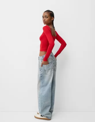 Square neckline long sleeve T-shirt