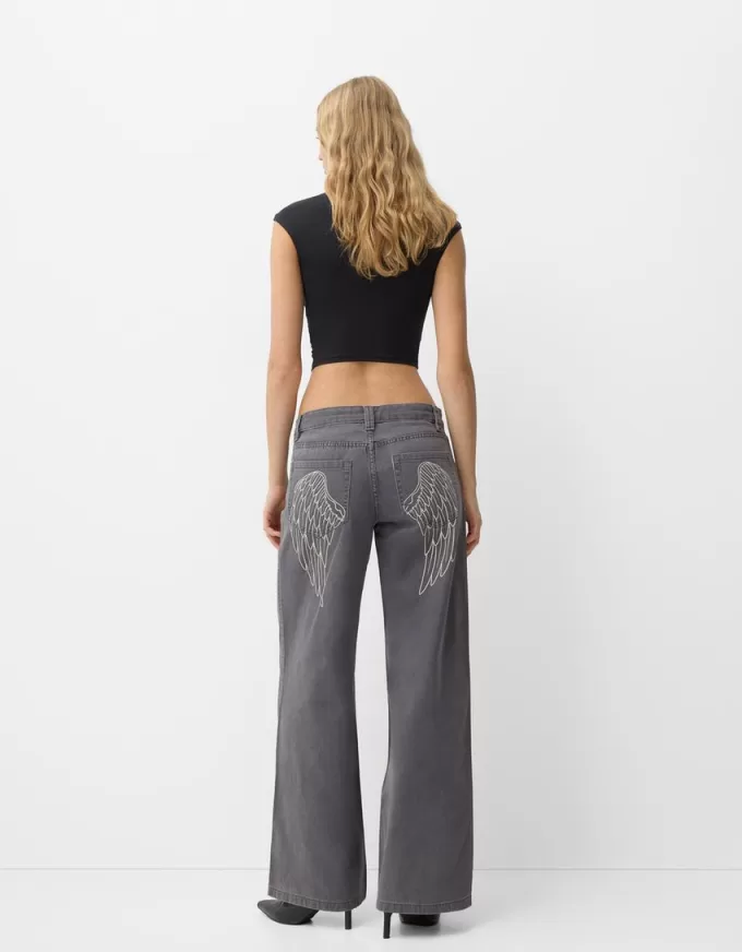 Straight fit twill printed pants Straight fit twill printed pants