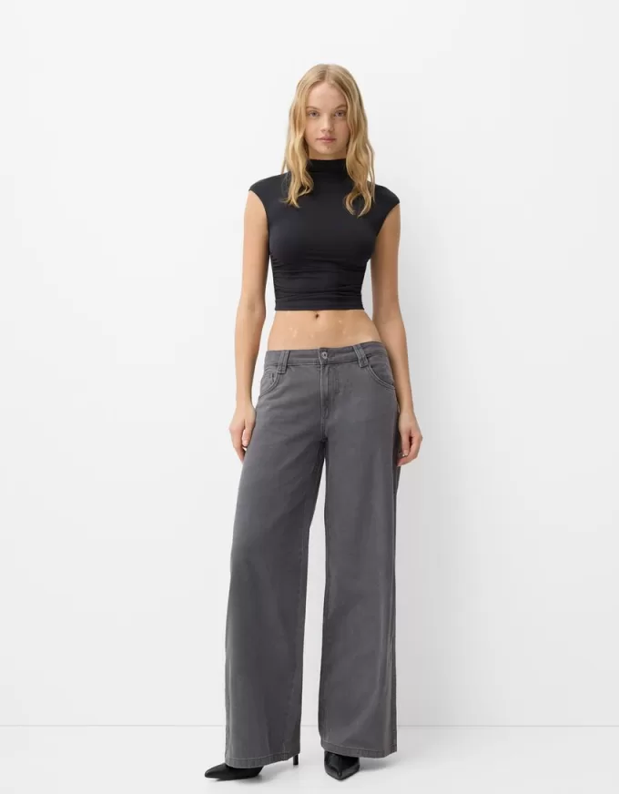 Straight fit twill printed pants Straight fit twill printed pants