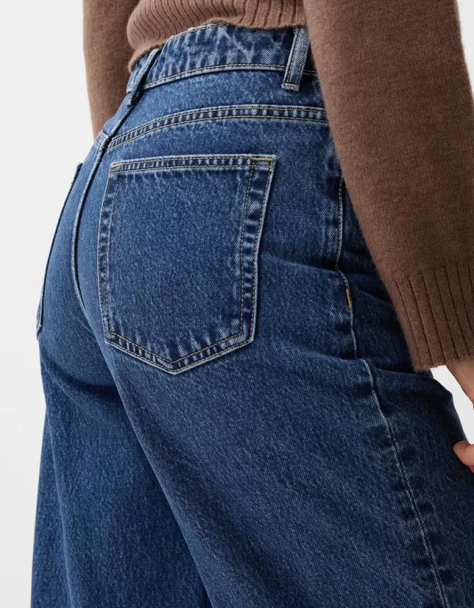 Straight fit wide-leg jeans Straight fit wide-leg jeans