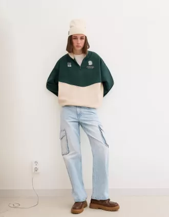 Straight-leg cargo jeans