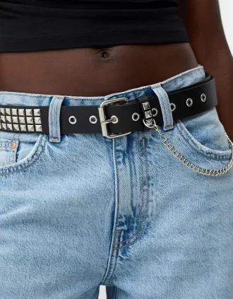 Studded chain belt