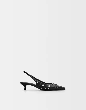 Studded kitten-heel shoes