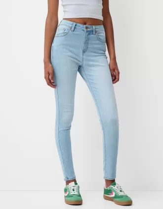Super high-rise skinny jeans