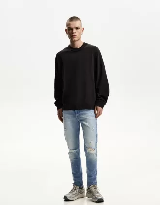 Super skinny ripped jeans