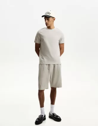 Textured Bermuda shorts