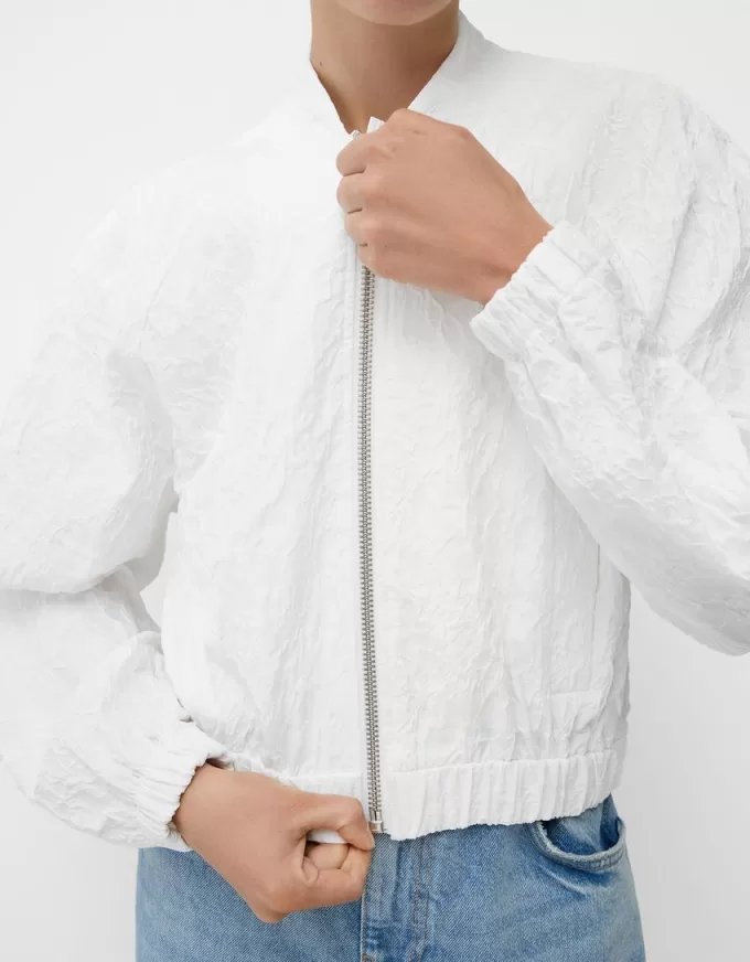 Textured lightweight jacket