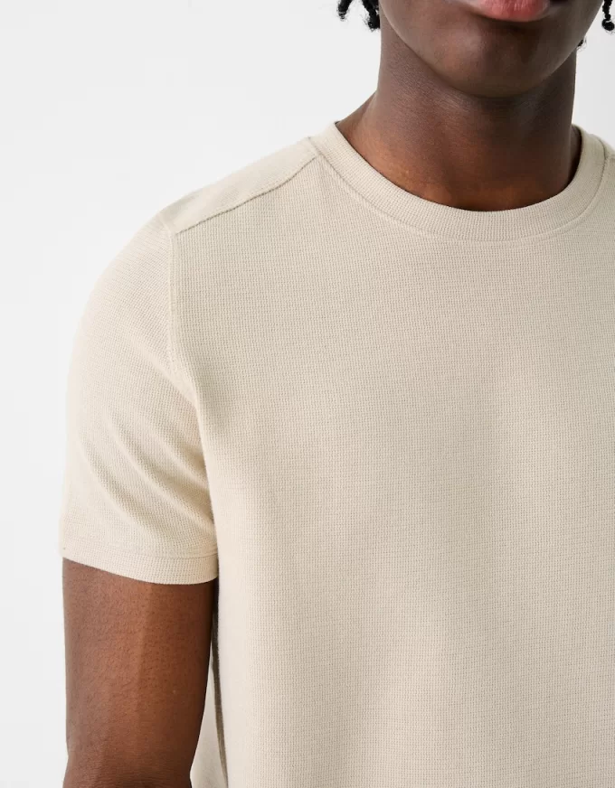 Textured short sleeve T-shirt Textured short sleeve T-shirt