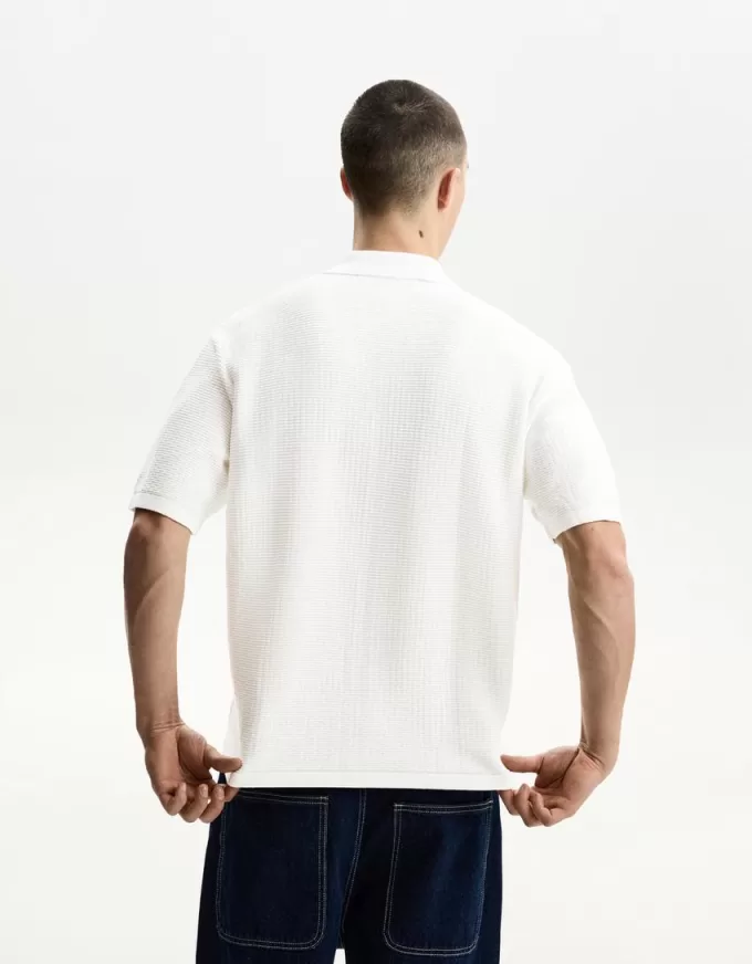 Textured short sleeve shirt Textured short sleeve shirt