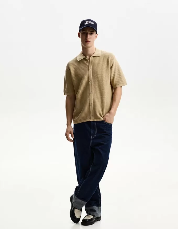 Textured short sleeve shirt Textured short sleeve shirt