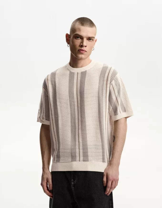 Textured striped short sleeve T-shirt Textured striped short sleeve T-shirt