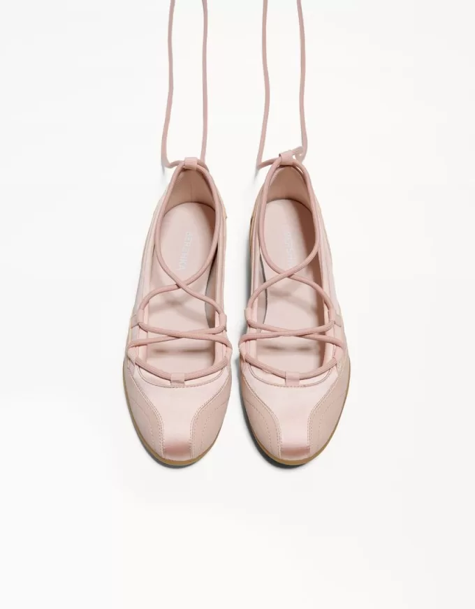 Tied sporty ballerinas