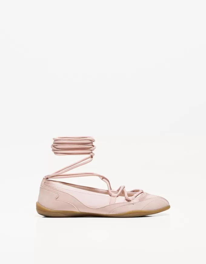 Tied sporty ballerinas