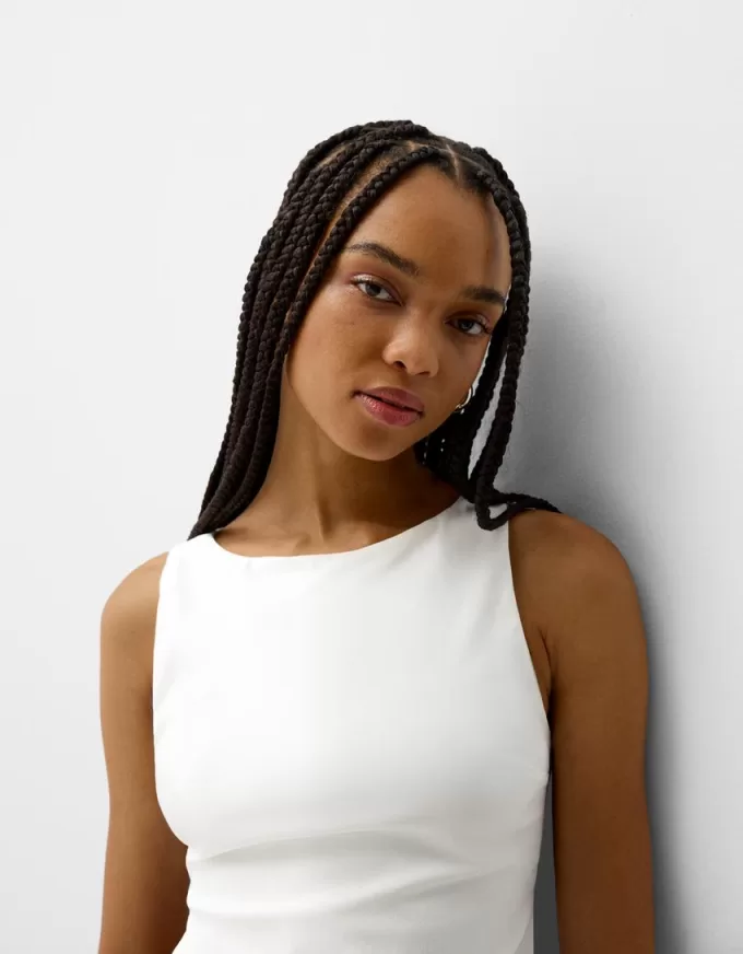 Top with tied detail at the back Top with tied detail at the back