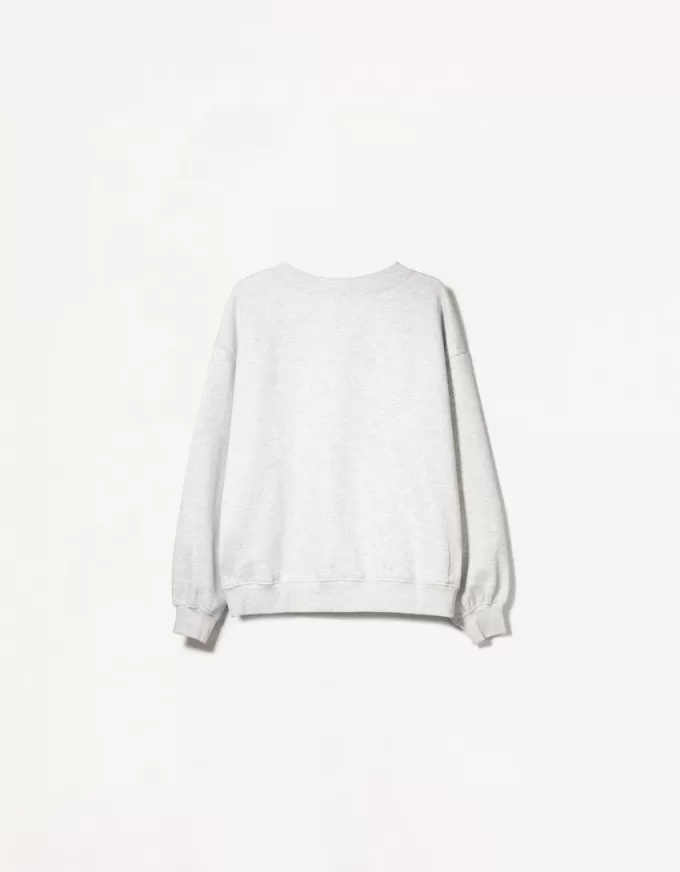 V-neck sweater V-neck sweater