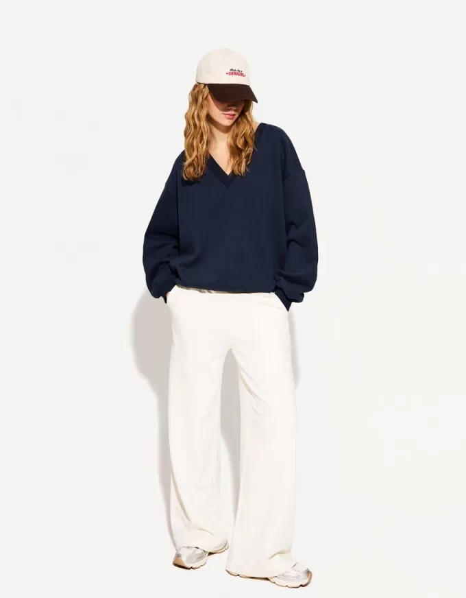 V-neck sweater V-neck sweater