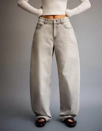 Wide barrel jeans