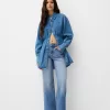 Wide-leg ’90s jeans Wide-leg ’90s jeans