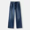 Wide-leg ’90s jeans Wide-leg ’90s jeans