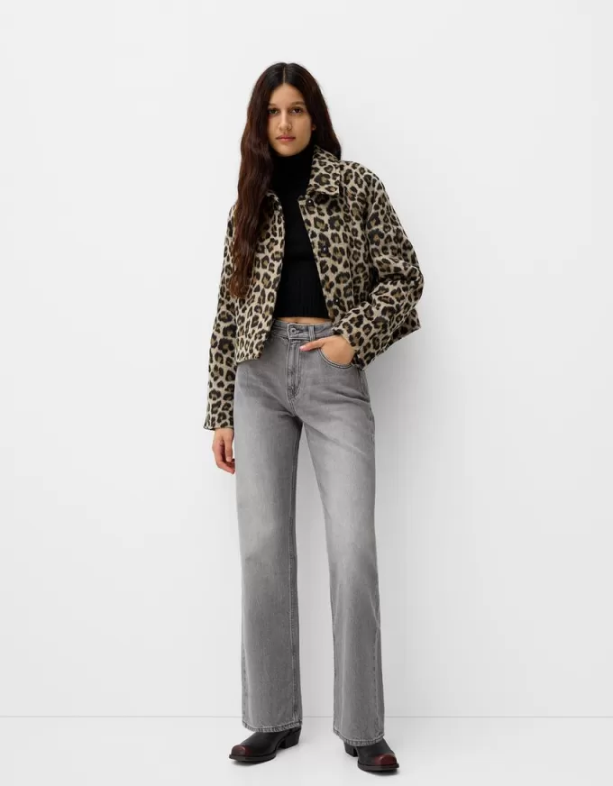 Wide-leg ’90s jeans Wide-leg ’90s jeans