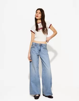 Wide-leg jeans