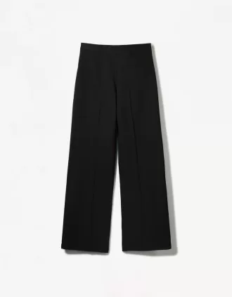 Wide-leg pants