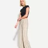 Wide-leg pants Wide-leg pants