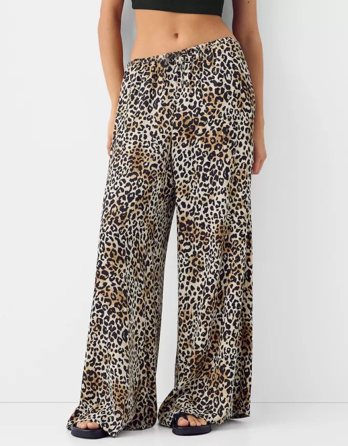 Wide-leg sateen animal print pants Wide-leg sateen animal print pants