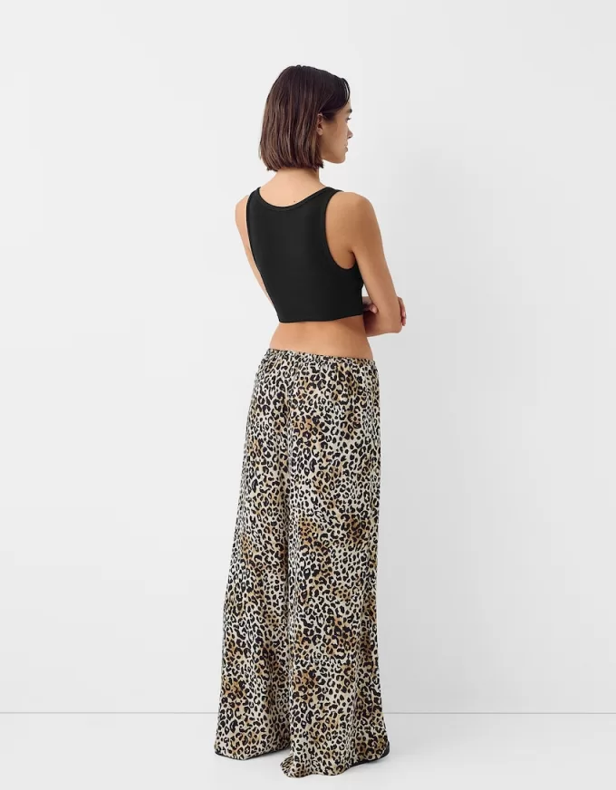 Wide-leg sateen animal print pants Wide-leg sateen animal print pants