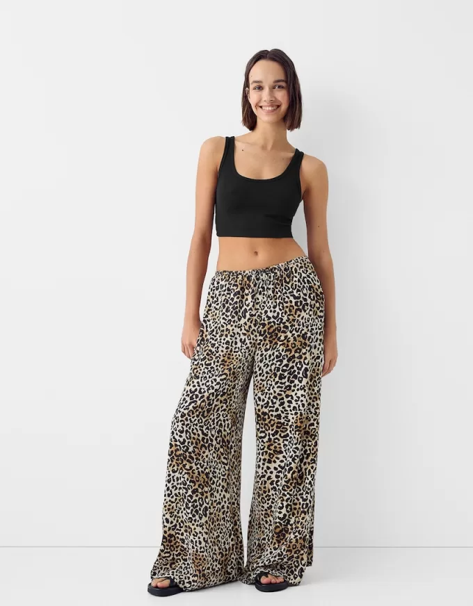 Wide-leg sateen animal print pants Wide-leg sateen animal print pants